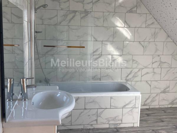 PROPRIETE EN PIERRE DE TAILLE DE 257 M2- 650m2 DE TERRAIN