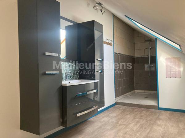 PROPRIETE EN PIERRE DE TAILLE DE 257 M2- 650m2 DE TERRAIN