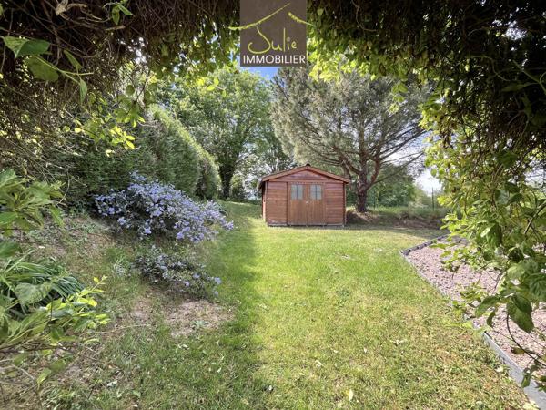 RARE dans BRESSUIRE ! Magnifique Propriété dans un parc clos de 2247m², aux portes du centre ville !!