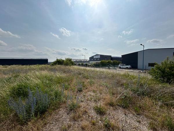 TERRÀIN À BÂTIR,  ZAC du Val des Bois, Warmeriville,  Emplacement Stratégique !
