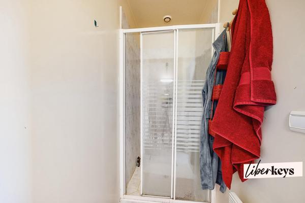 2 PIÈCES 42 m² – CALME – BOXE INCLU – PETITE COPROPRIÉTÉ