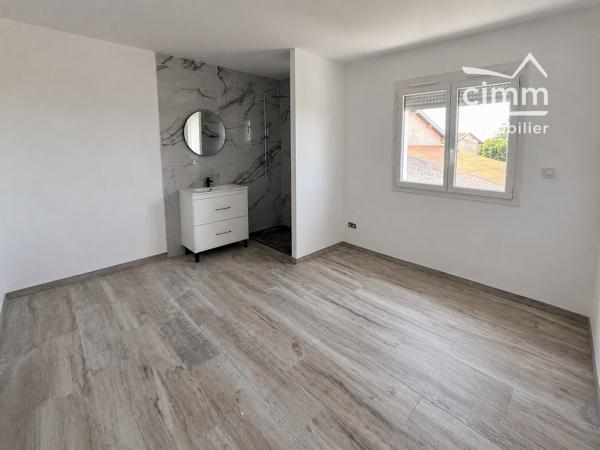 À louer sur la commune de Pajay, maison neuve T5.