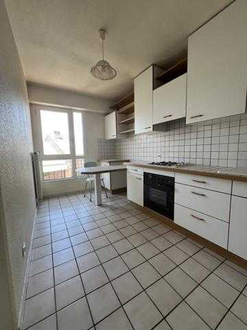 AURILLAC (150000) 4 pièces Secteur Prisé Dernier Etage