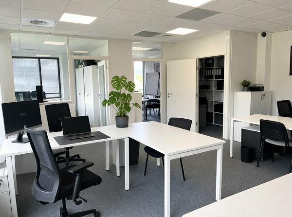 A LOUER BUREAUX PARC ALTAIS