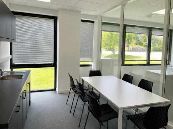 A LOUER BUREAUX PARC ALTAIS