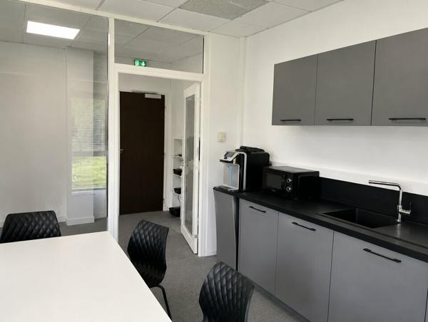 A LOUER BUREAUX PARC ALTAIS