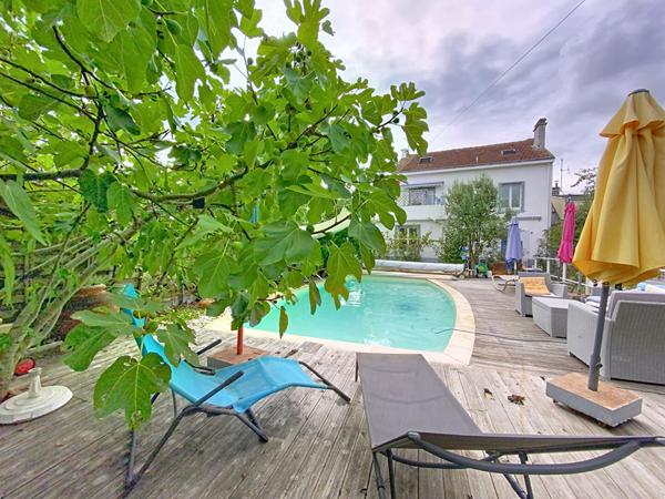 SAINT SEBASTIEN SUR LOIRE PROCHE CENTRE VILLE! 4 CHAMBRES AVEC STUDIO INDEPENDANT 510 M2 TERRAIN