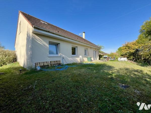 En exclusivité à TINQUEUX, maison indépendante d'une surface de 166m² au sol (133m² >1m80) avec...