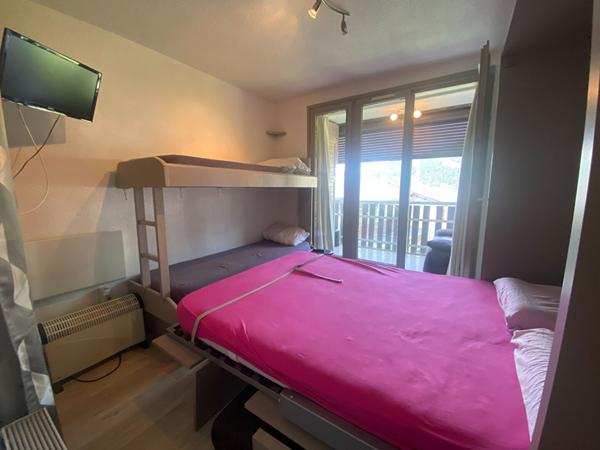 T2 (2 appartements réunis) de 26,25 m² ,Vue Pistes & Loggias Vitrées, Exposition Sud-Ouest