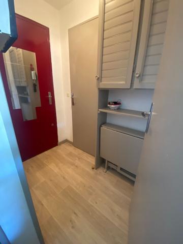 T2 (2 appartements réunis) de 26,25 m² ,Vue Pistes & Loggias Vitrées, Exposition Sud-Ouest