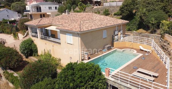 ERBALUNGA VILLA 120 m² PISCINE VUE MER EN NUE PROPRIETE OCCUPEE ( Investissement)
