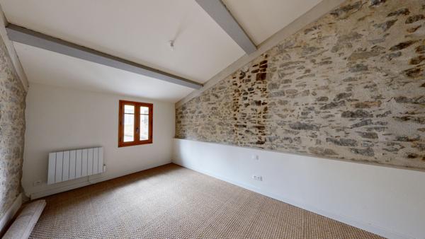 Maison de Caractère rénovée à CARCASSONNE