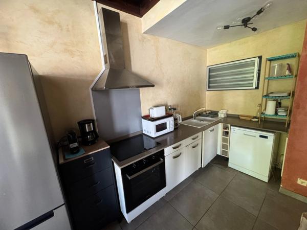 À vendre  Superbe appartement T2 bis duplex de 100 m² à Cayenne