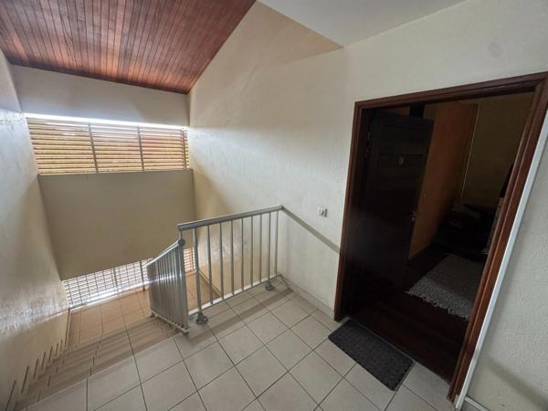 À vendre  Superbe appartement T2 bis duplex de 100 m² à Cayenne