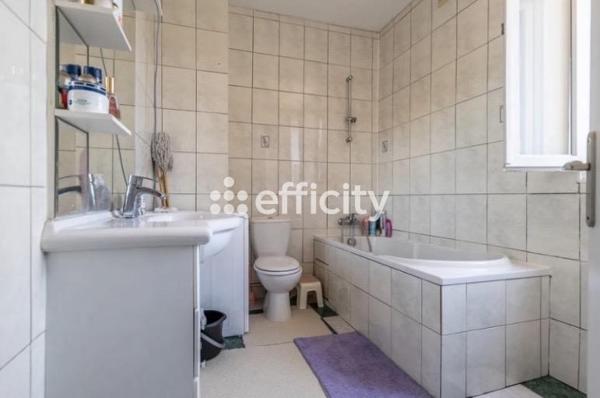 Maison 9 pièces - 200 m²