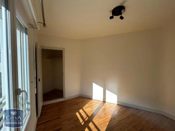 Appartement à louer 3 pièces 55m² Chambéry (73000)