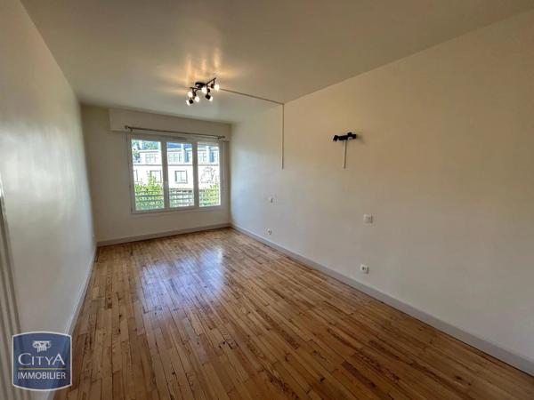 Appartement à louer 3 pièces 55m² Chambéry (73000)