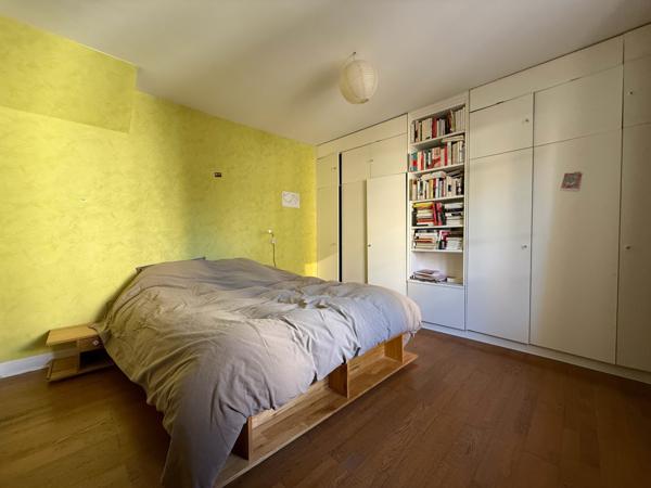 Rillieux-la-Pape (69140) VANCIA - Corps de ferme 8 pièces 190 m²