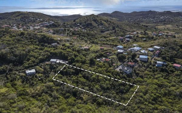 Terrain à vendre    Le Marin