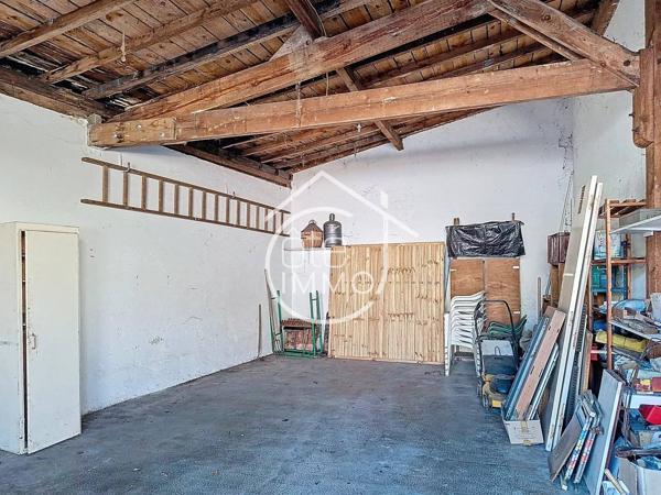 Coup de cœur à Pineuilh : beaux volumes, 4 chambres, jardin arboré et garage équipé