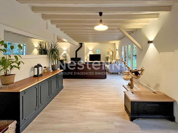 À VENDRE ? Grande maison familiale de 180 m² avec sous-sol total ? Terrain 8 000 m² ? Sans vis-à-vis ? Exposition Sud Possibilité propriété équestre ? Chemins de balade directs ? Proche Anet