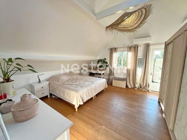 À VENDRE ? Grande maison familiale de 180 m² avec sous-sol total ? Terrain 8 000 m² ? Sans vis-à-vis ? Exposition Sud Possibilité propriété équestre ? Chemins de balade directs ? Proche Anet