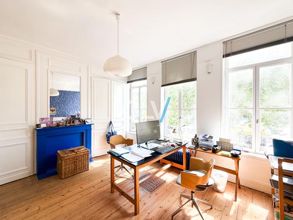Maison avec cachet 8 pièces - Place Jeanne d'Arc , Lille