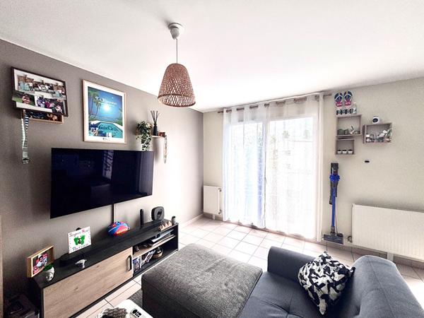 Appartement Meaux 2 pièces 44.66 m2 - balcon -2 places de stationnement - Parc du Patis