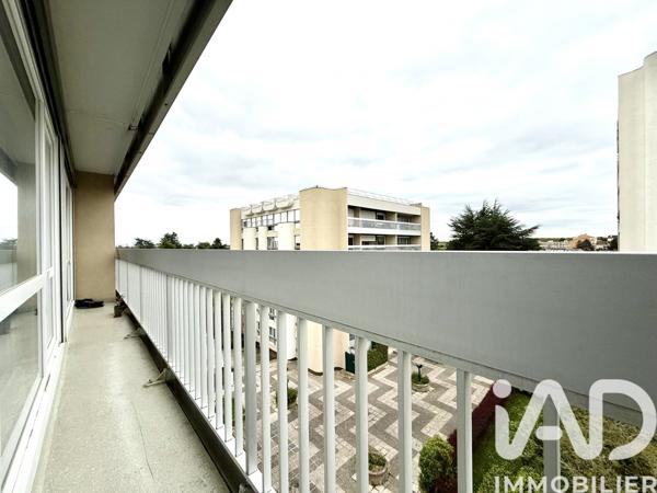 Appartement à vendre 4 pièces 77 m² Élancourt