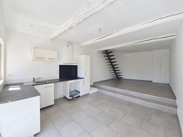 Maison Sainte Cecile Les Vignes 4 pièce(s) 92.6 m2