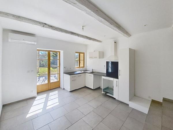 Maison Sainte Cecile Les Vignes 4 pièce(s) 92.6 m2