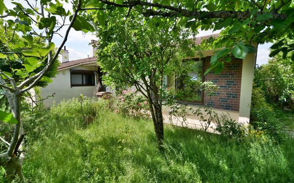 Maison à vendre    5 pièces •  Esbly