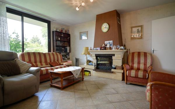 Maison à vendre    5 pièces •  Esbly