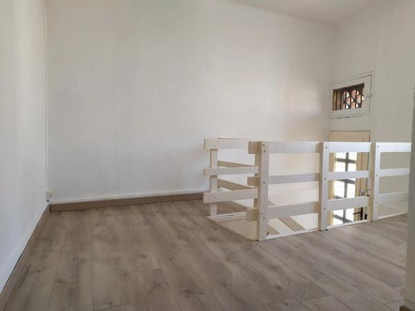Vente                                                      Maison de village
                        
                     2 pièces                      46 m2                     à Villeneuve-de-la-Raho