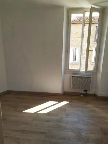 Vente                                                      Maison de village
                        
                     2 pièces                      46 m2                     à Villeneuve-de-la-Raho
