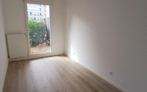 Appartement à louer    6 pièces • 120 m2 Colombes