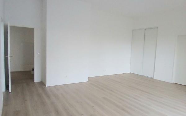 Appartement à louer    6 pièces • 120 m2 Colombes