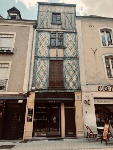 Coup de coeur : maison historique + local au coeur d'Angers - 157 m² de champs des possibles