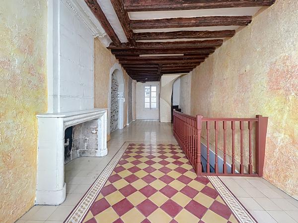 Coup de coeur : maison historique + local au coeur d'Angers - 157 m² de champs des possibles