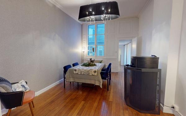 Maison à vendre    5 pièces •  Bar-le-Duc