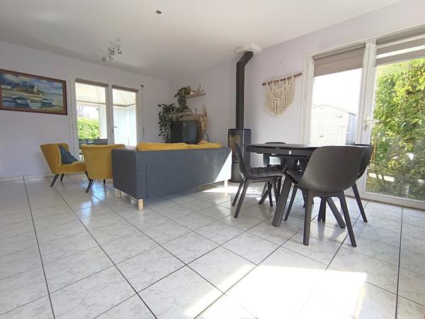 Maison à vendre 4 chambres + bureau, secteur très recherché des Étangs à Saint-Avé