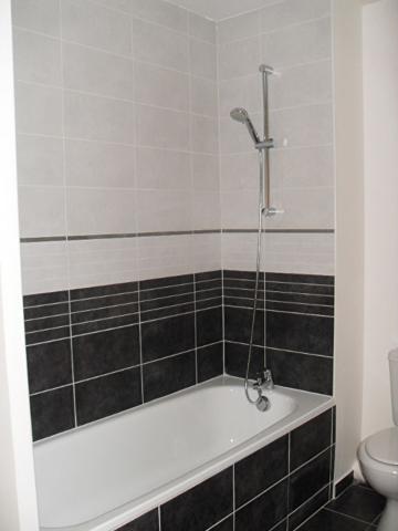Appartement 2 pièces 46m2 avec balcon et parking - Secteur Saint Michel