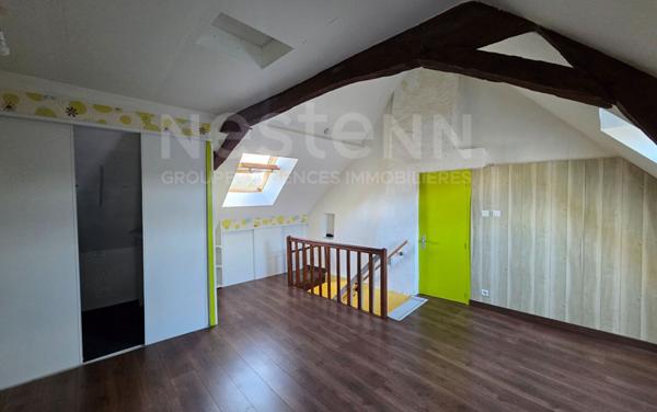 Maison rénovée à vendre proche Le Mans ? 65 m², jardin clos, terrasse, garage et poêle à granulés