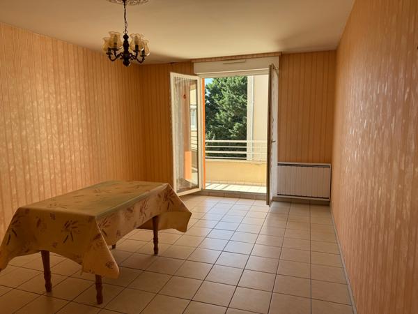 La Ferté-Gaucher (77320) Appartement F3 lumineux avec balcons - ascenseur - parking - cave - résidence sécurisée 77320 La Ferté Gaucher