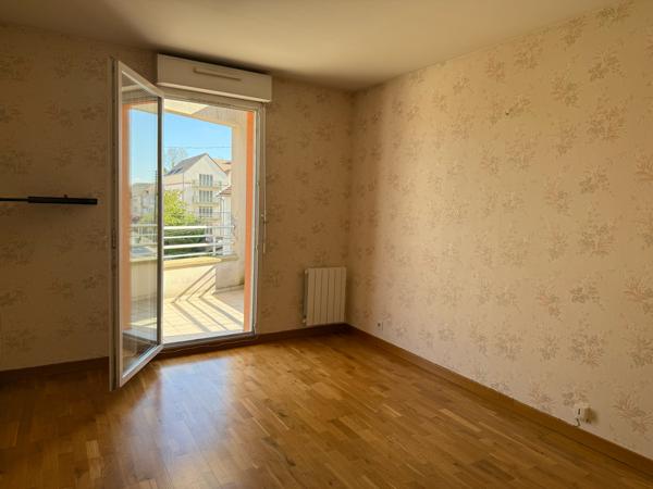 La Ferté-Gaucher (77320) Appartement F3 lumineux avec balcons - ascenseur - parking - cave - résidence sécurisée 77320 La Ferté Gaucher