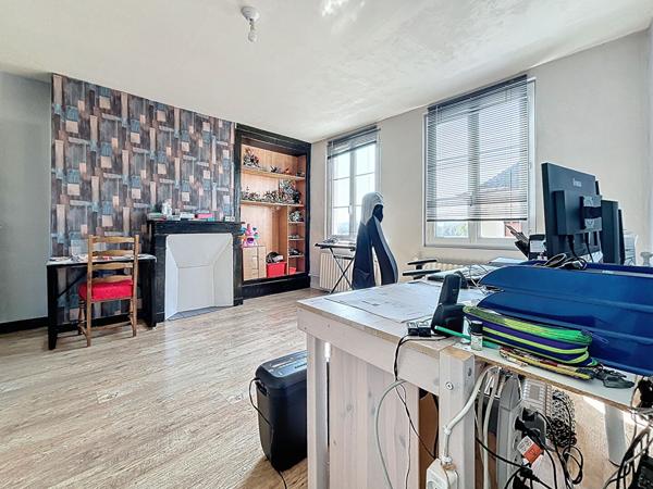 Achat maison Livarot-Pays-d'Auge - 8 pièce(s) - 200 m² - 210 000 €