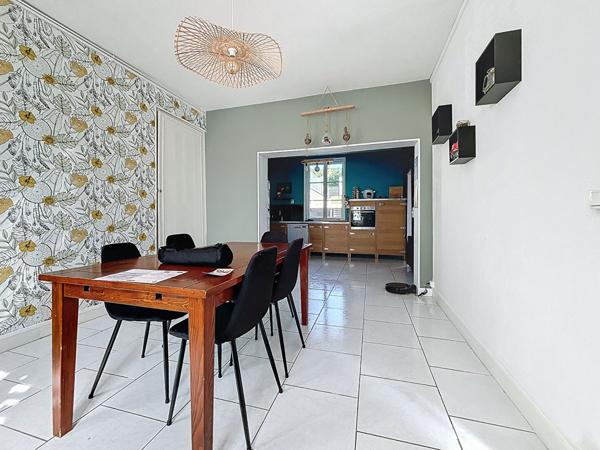 Achat maison Livarot-Pays-d'Auge - 8 pièce(s) - 200 m² - 210 000 €