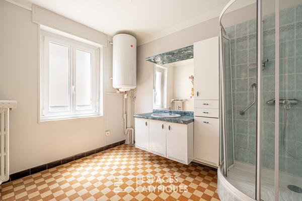 Bel appartement à rénover en plein coeur de Villeurbanne