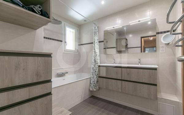 Maison à vendre    5 pièces • 100 m2 Vaires-sur-Marne