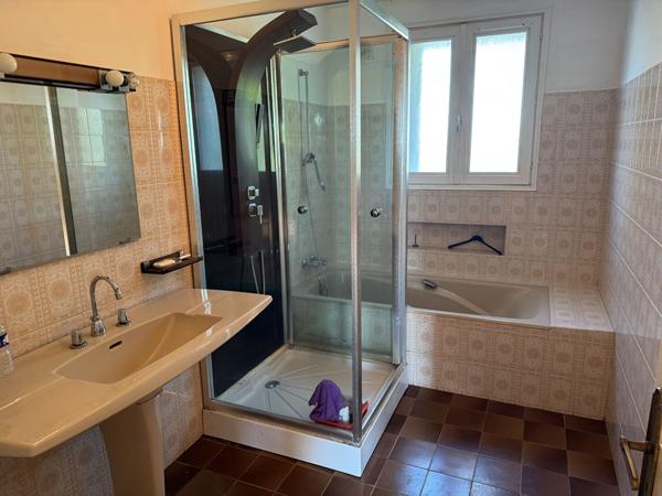 Maison Plouvorn 10 pièce(s) 185 m2 Plouvorn